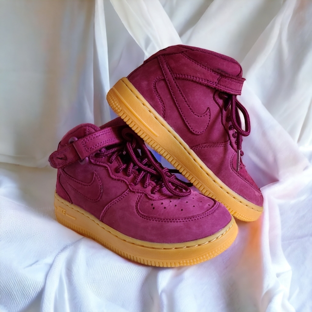 Nike Air Force 1